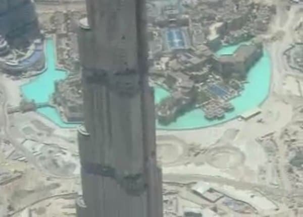 sobrevolando-construccion-Burj-Dubai