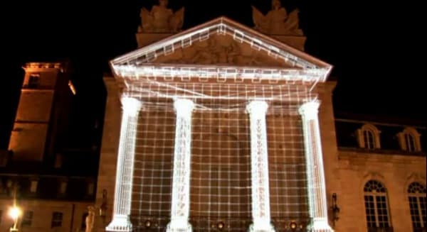 Proyectando sobre la arquitectura espectaculos-media-fachada