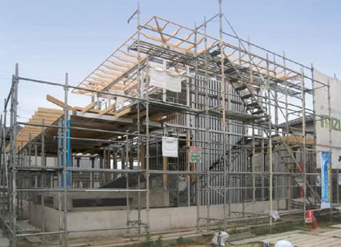 construccion de casa con anillos de aluminio