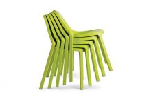 silla Broom de Philippe-Starck, hecha con material WPP