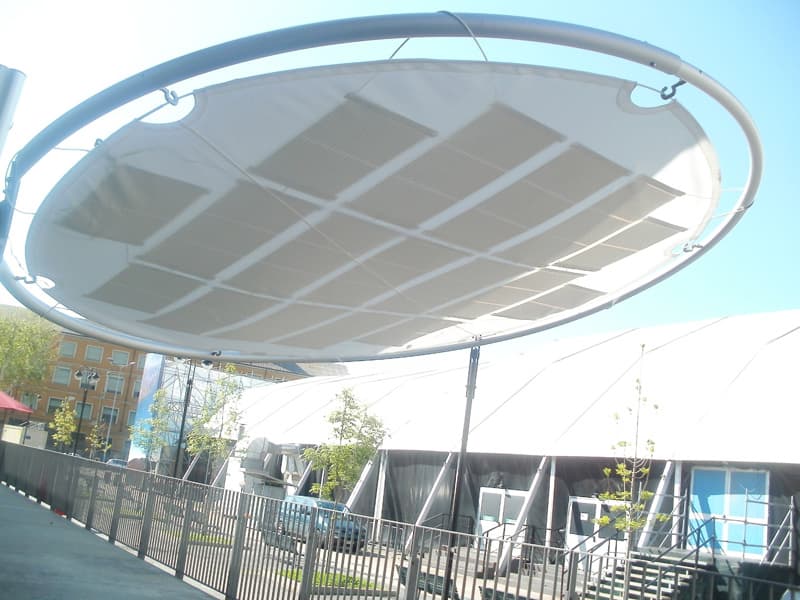 Eclipse-parasol-laminas-fotovoltaicas