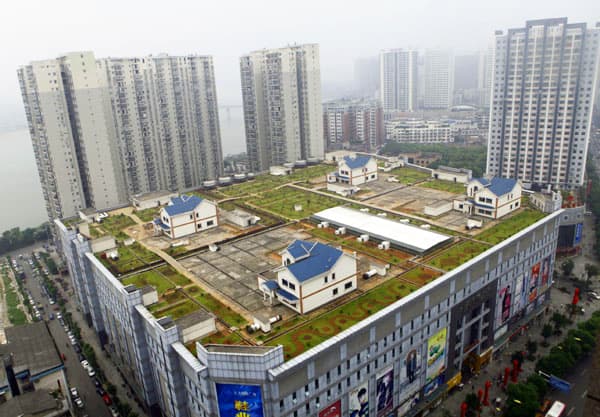 villas en la azotea ajardinada de centro comercial