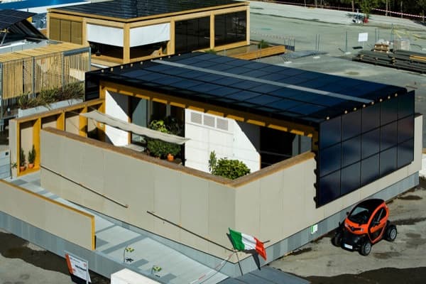 vista-aerea-casa-Med_In_Italy-SolarDecathlon2012