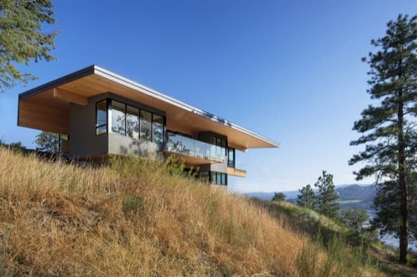 Lefebvre-Smyth: moderna cabaña junto a un lago casa-de-campo-junto-Lago-Skaha