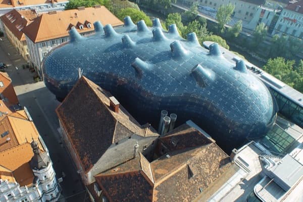 Museo-Kunsthaus-Graz-vista-aerea