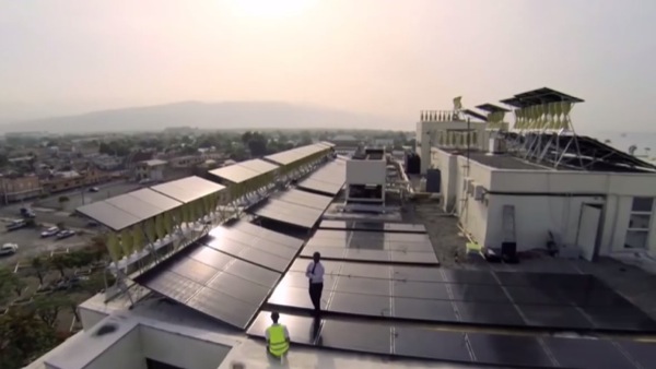 instalación-hibrida-Solar-Eólica-Kingston-vista aérea
