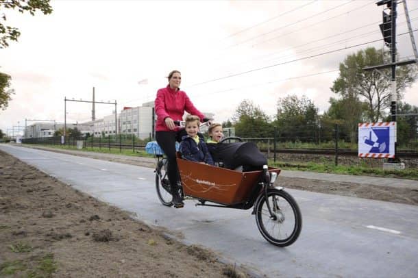 SolaRoad-carril-bici-solar-Holanda