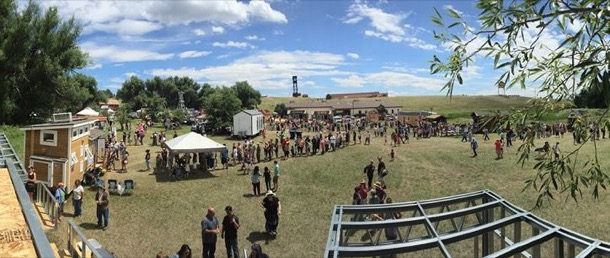 Tiny-House-Jamboree-casas-diminutas-panoramica