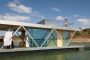 Floatwing: casa flotante prefabricada para la movilidad en el agua