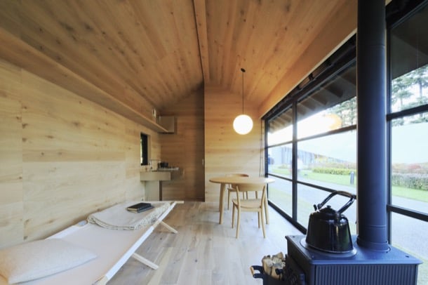 interior cabaña madera Naoto Fukasawa