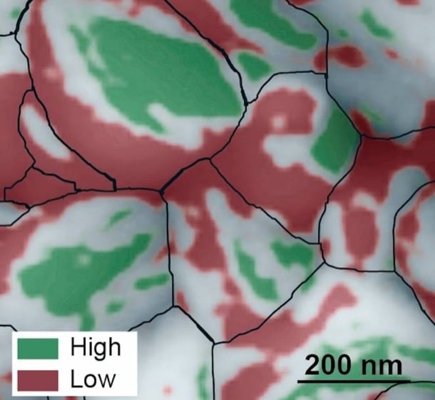 celdas solares perovskita al microscopio