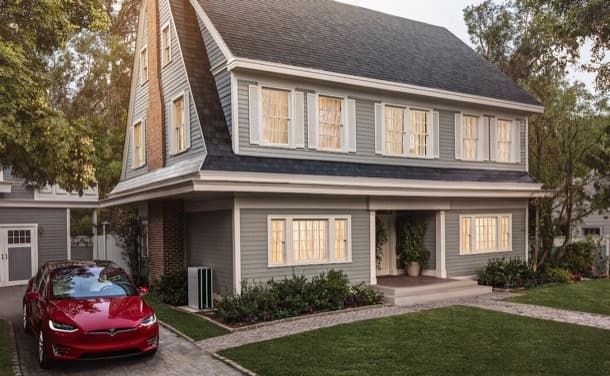 vivienda con tejado solar de Tesla