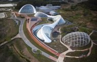 Ecorium: grandes invernaderos para educación medio ambiental