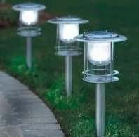 lámparas solares para el jardín