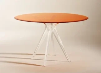 Mesa Sir Gio Philippe Starck